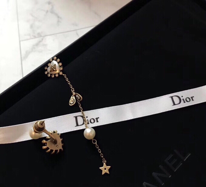 Christian Dior Earrings